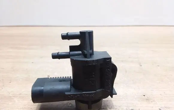 Audi A6 S6 C6 4F Turbo solenoid valve 1K0906283A