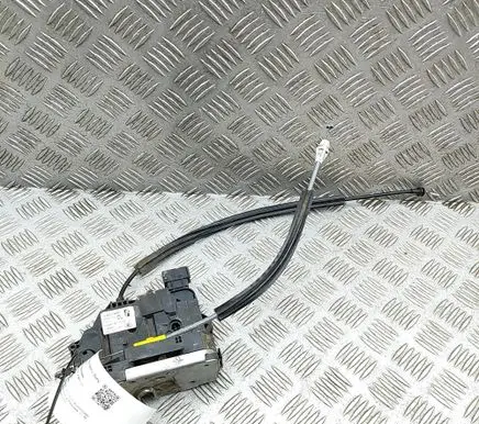 Peugeot Boxer Coupe door lock (next to the handle) 1395273080