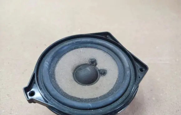 Mercedes-Benz C W205 Panel speaker A2058200902