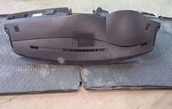 BMW 5 E60 E61 Dashboard 51487130978