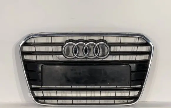 Audi A6 C7 Front bumper upper radiator grill 4G0853653
