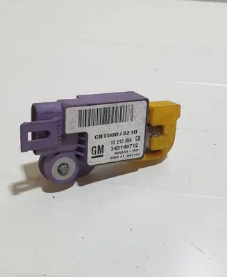 Opel Insignia A Airbag deployment crash/impact sensor 343149712 13212354