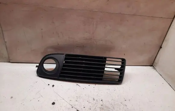 Audi A6 S6 C5 4B Front bumper lower grill 4B0807681J