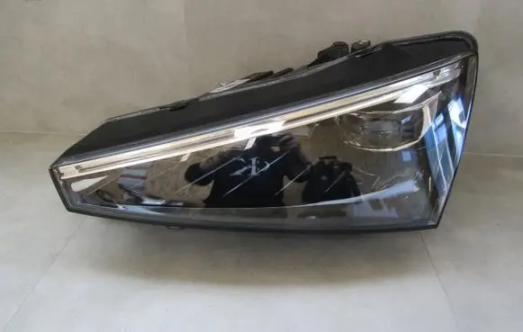 Skoda Scala Headlight/headlamp 657941015A