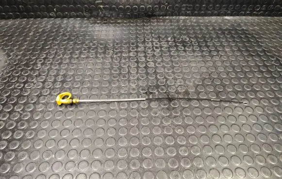 Oil level dip stick