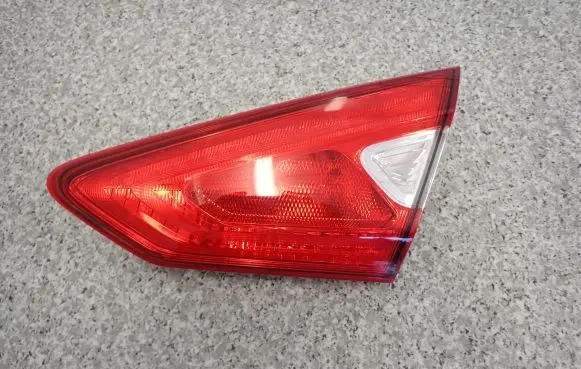 Nissan Pulsar Rear/tail lights