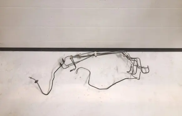 Mitsubishi Lancer VIII Brake line pipe/hose