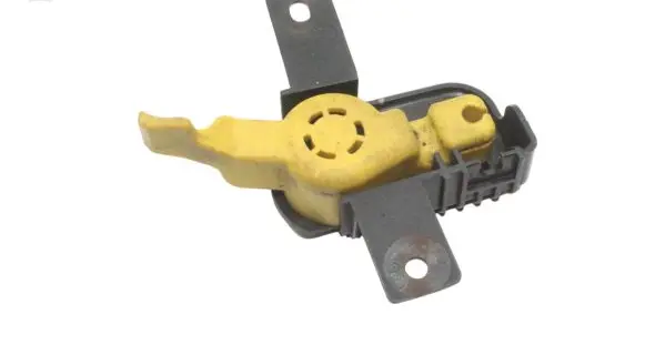 Ford Kuga II Engine bonnet (hood) release handle