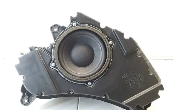 KIA Sportage Subwoofer speaker 963803W000