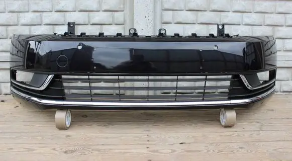 Volkswagen PASSAT B7 Front bumper 3AA807221