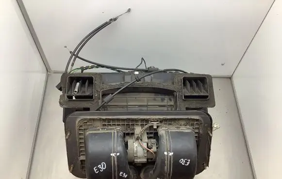 BMW 3 E30 Interior heater climate box assembly 9150212117