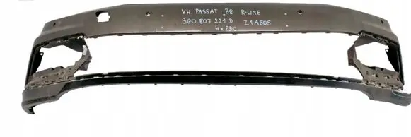 Volkswagen PASSAT B8 Front bumper 3G0807221D