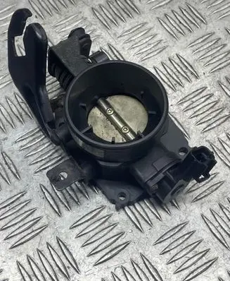 Ford Focus Throttle valve XS4U9E927