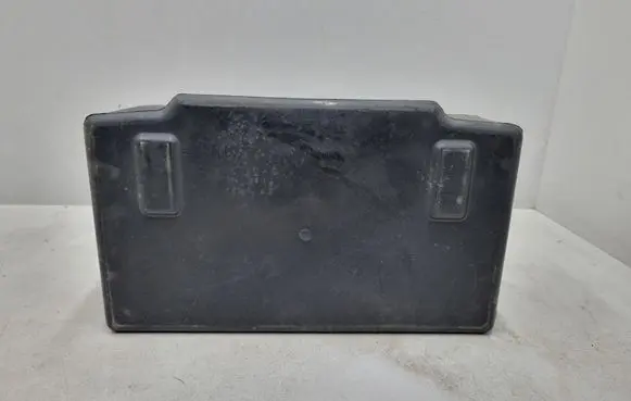 Volkswagen Transporter - Caravelle T5 Battery box tray cover/lid 7H0915430D