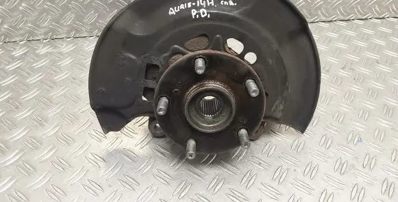 Toyota Auris E180 Front wheel hub
