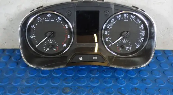 Skoda Rapid (NH) Speedometer (instrument cluster) CART5JA920840D 5JA920840D 1473948567