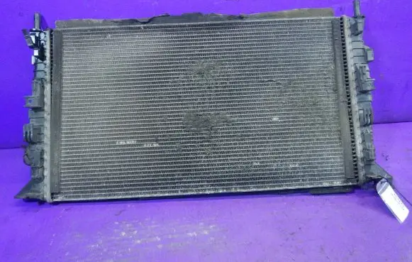Ford Focus C-MAX Coolant radiator 3M5H8005TK