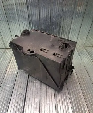 Citroen DS5 Battery box tray 9687472580