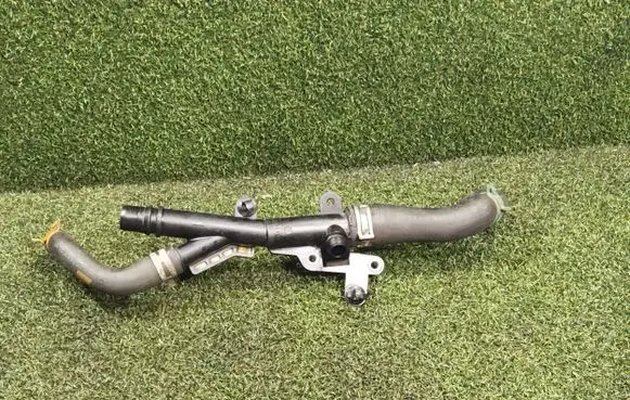 Opel Vivaro Engine coolant pipe/hose 1320783