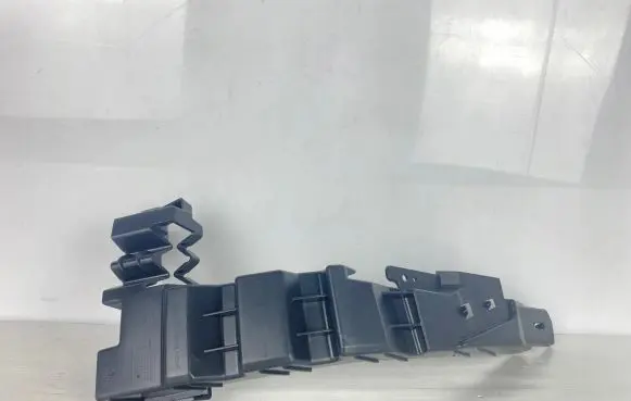 Jaguar E-Pace Rear bumper mounting bracket M9C3-17A882-A