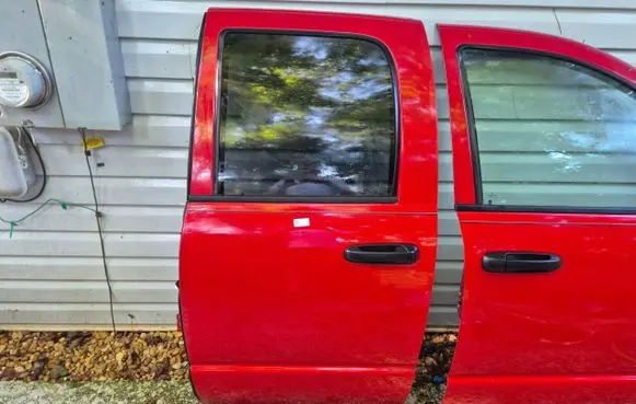 Dodge RAM Rear door 