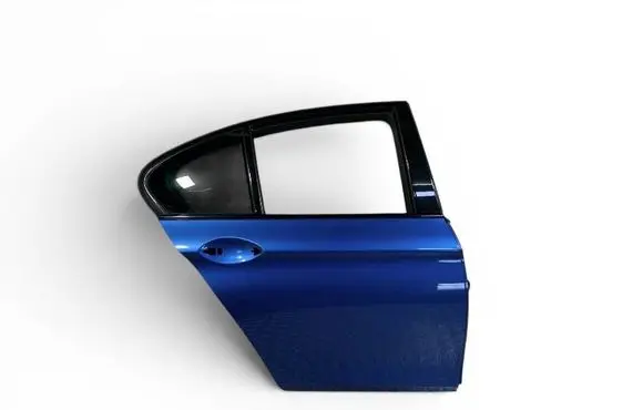 BMW M5 Rear door
