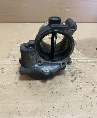 Volkswagen Crafter Throttle valve 076128063A A2C53098068