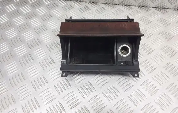 Mercedes-Benz E W210 Car ashtray