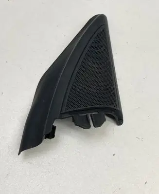 Audi A4 S4 B7 8E 8H Front door high frequency speaker 8H0857306