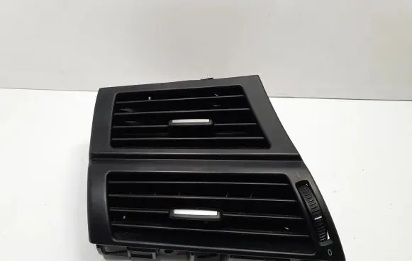 Dashboard side air vent grill/cover trim