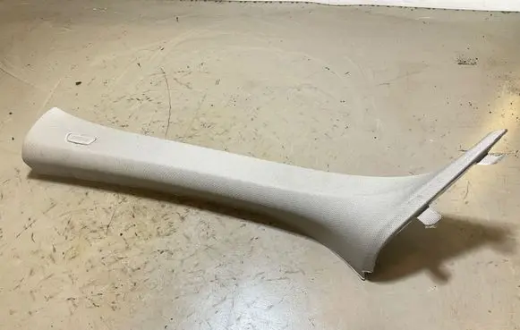 BMW X1 F48 F49 (A) pillar trim 7402607 52107010