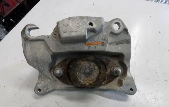 Renault Kangoo III Gearbox mounting bracket 112534452R