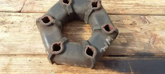 Ford Sierra Rear prop shaft donut coupling/joint 83BG4684BA