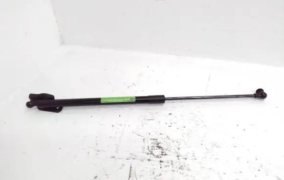 Subaru XV II Tailgate/trunk strut/damper