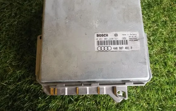 Audi A6 S6 C4 4A Engine control unit/module 4A0907401P 0281001320