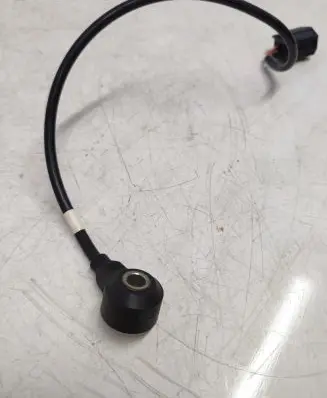 Ford Focus Detonation knock sensor 98MF12A699