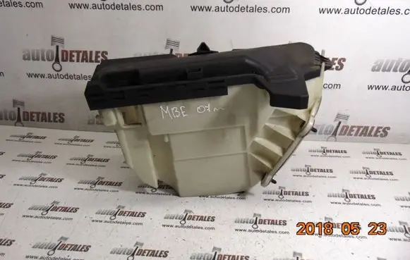 Mercedes-Benz E W211 Fuse box set A2115400824