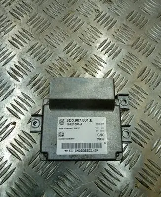 Volkswagen PASSAT B6 Hand brake control module 16421001A
