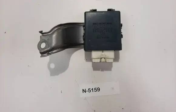 Lexus IS 220D-250-350 Door control unit/module 8597053030