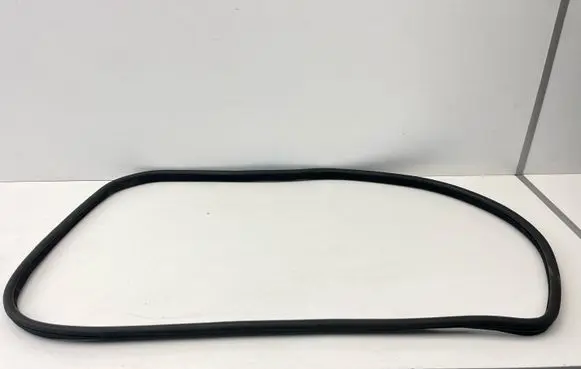 Land Rover Evoque I Front door rubber seal BJ3220708A