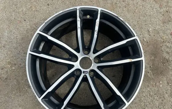 BMW 5 G30 G31 G38 R18 alloy rim 8093915 8747407