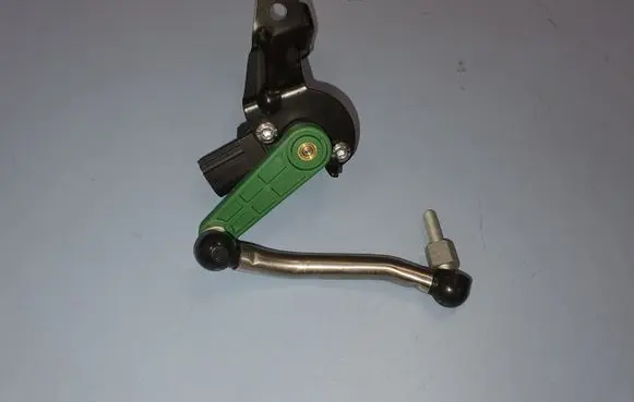 Audi Q5 SQ5 Air suspension front height level sensor 8R0941286D