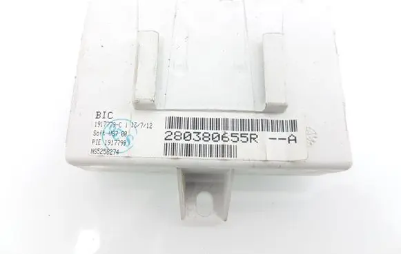 Renault Trafic II (X83) GPS navigation control unit/module 280380655R