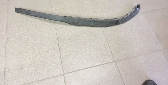 Opel Astra G Front bumper lip 90559496