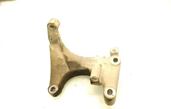 Jeep Renegade Front differential bracket 10333534