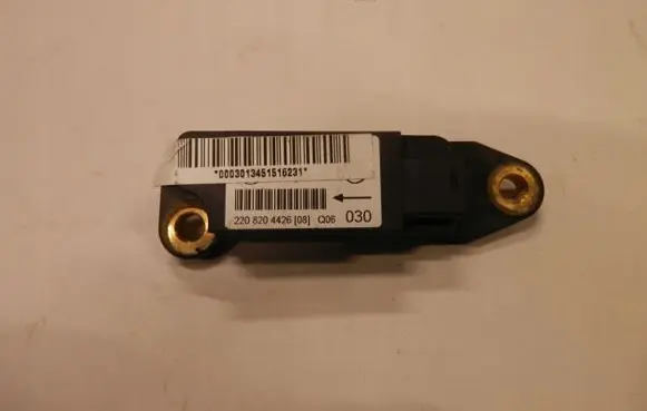 Mercedes-Benz S W220 Airbag deployment crash/impact sensor 2208204426SKLASA