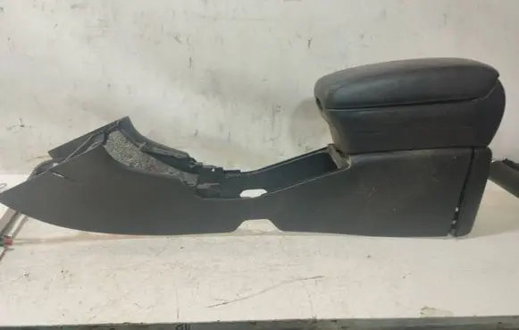 Toyota Avensis T250 Center console 5892305020