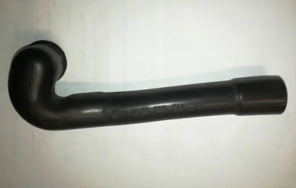 Mercedes-Benz S W116 Breather hose/pipe 1160940691