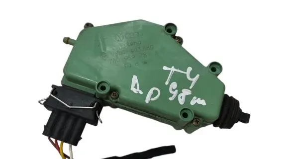 Volkswagen Transporter - Caravelle T4 Central locking motor 7D0959781A 5J1504 403680