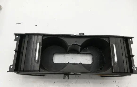 Cup holder front